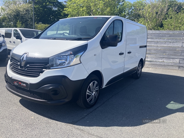 Renault Trafic SWB DIESEL in Down