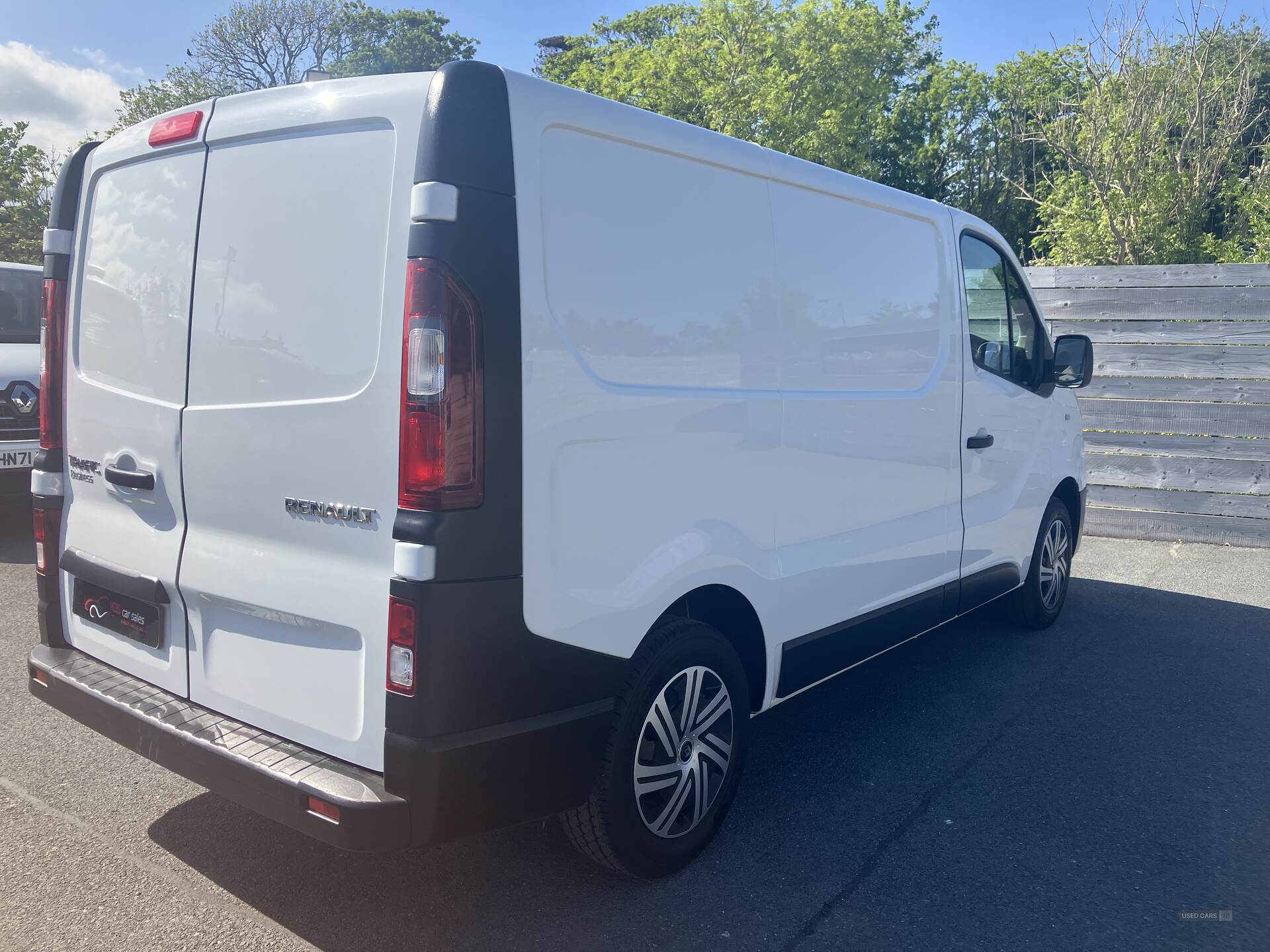 Renault Trafic SWB DIESEL in Down