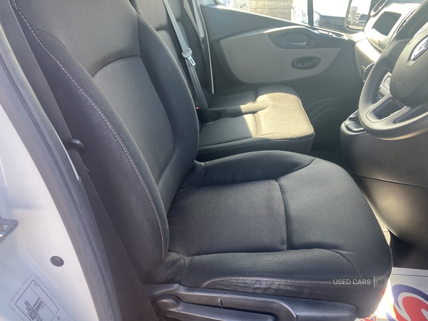 Renault Trafic SWB DIESEL in Down