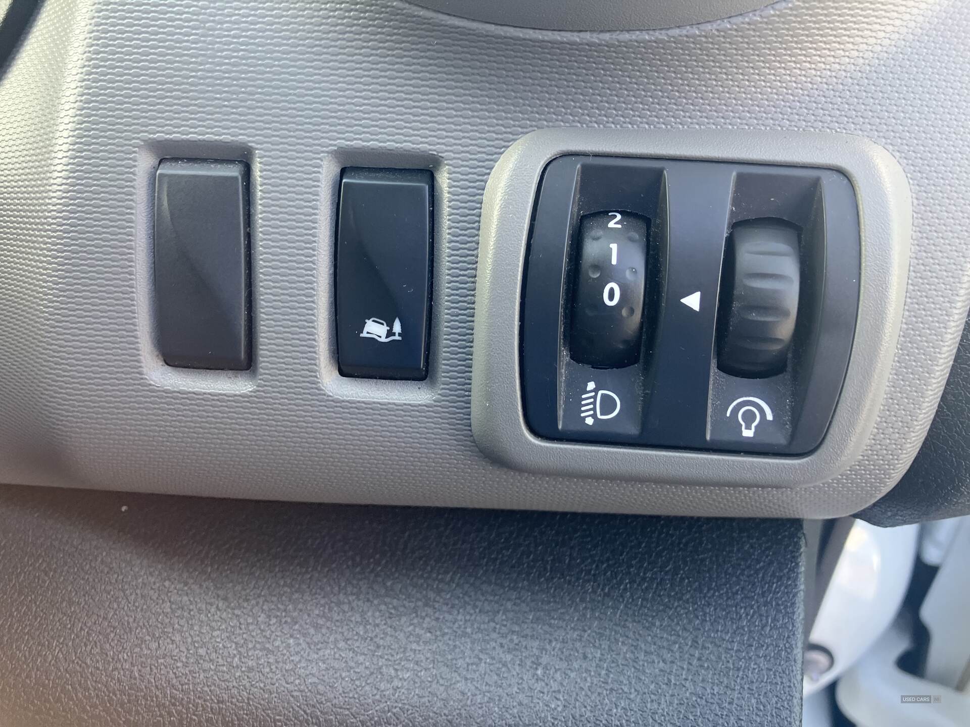 Renault Trafic SWB DIESEL in Down
