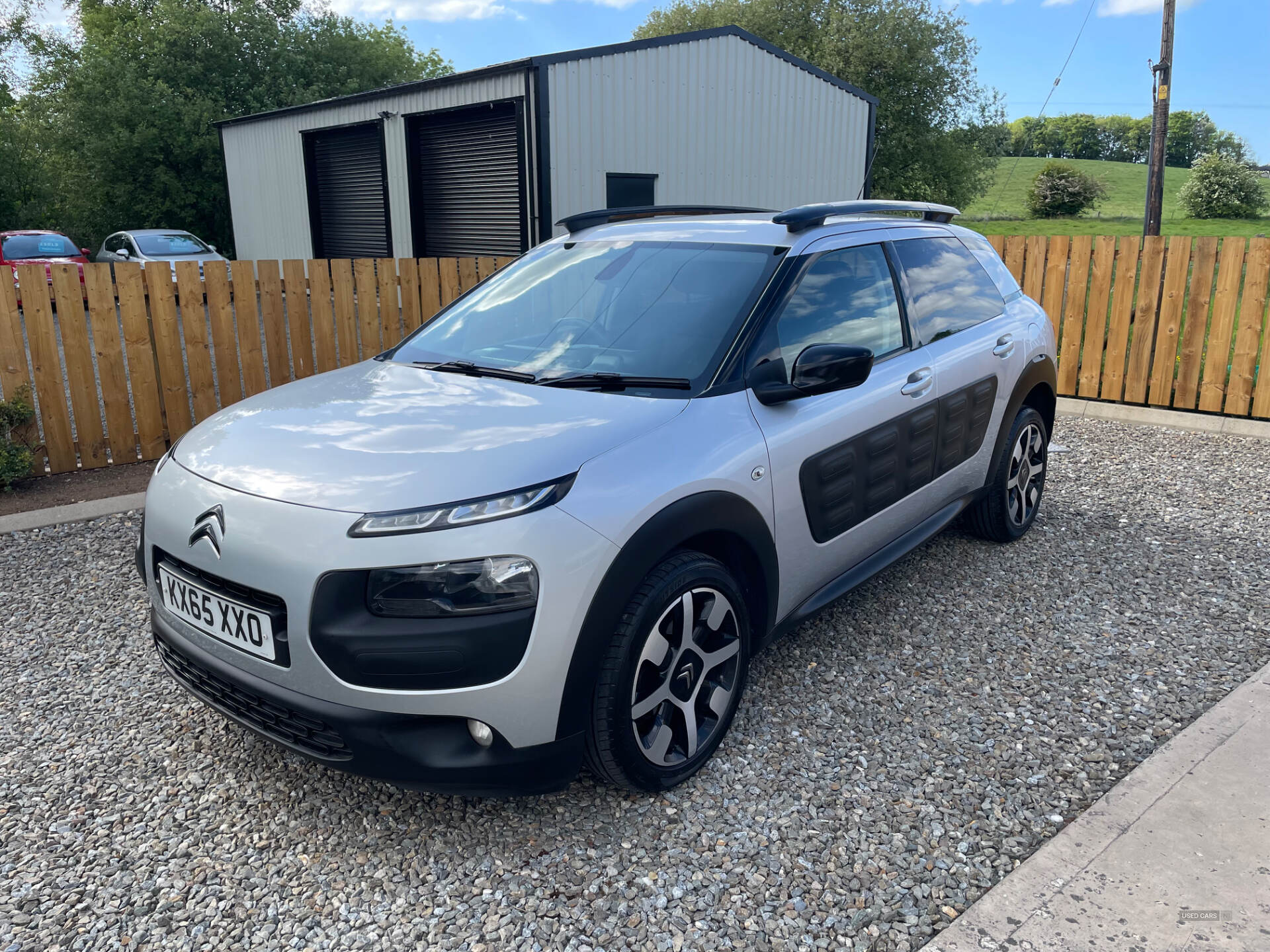 Sep 2015 Citroen C4 Cactus 1.6 BlueHDi Flair 5dr