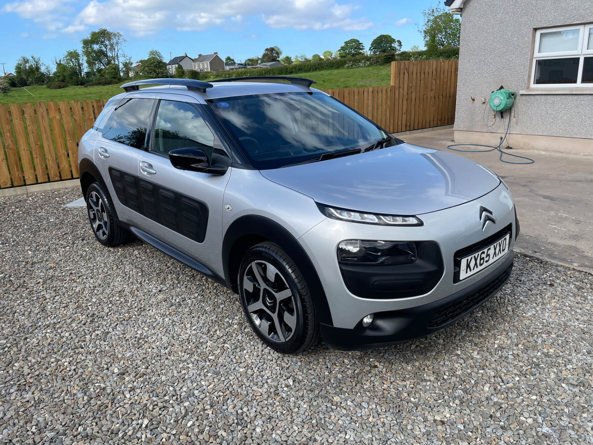 Sep 2015 Citroen C4 Cactus 1.6 BlueHDi Flair 5dr