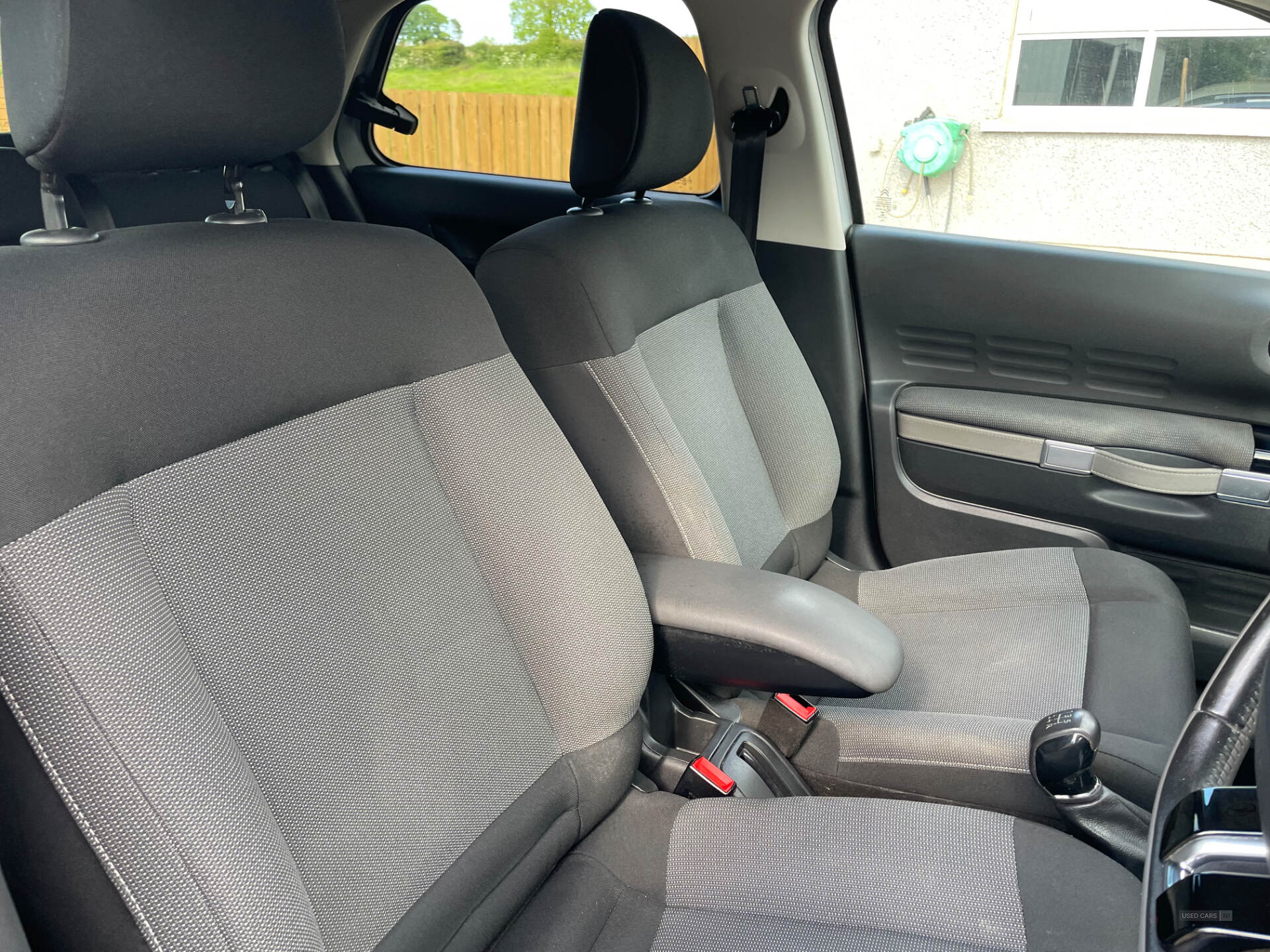 Sep 2015 Citroen C4 Cactus 1.6 BlueHDi Flair 5dr