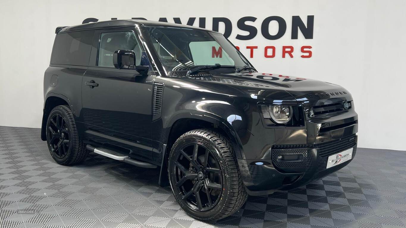 Sep 2022 Land Rover Defender 3.0 D250 X-Dynamic SE 90 3dr Auto