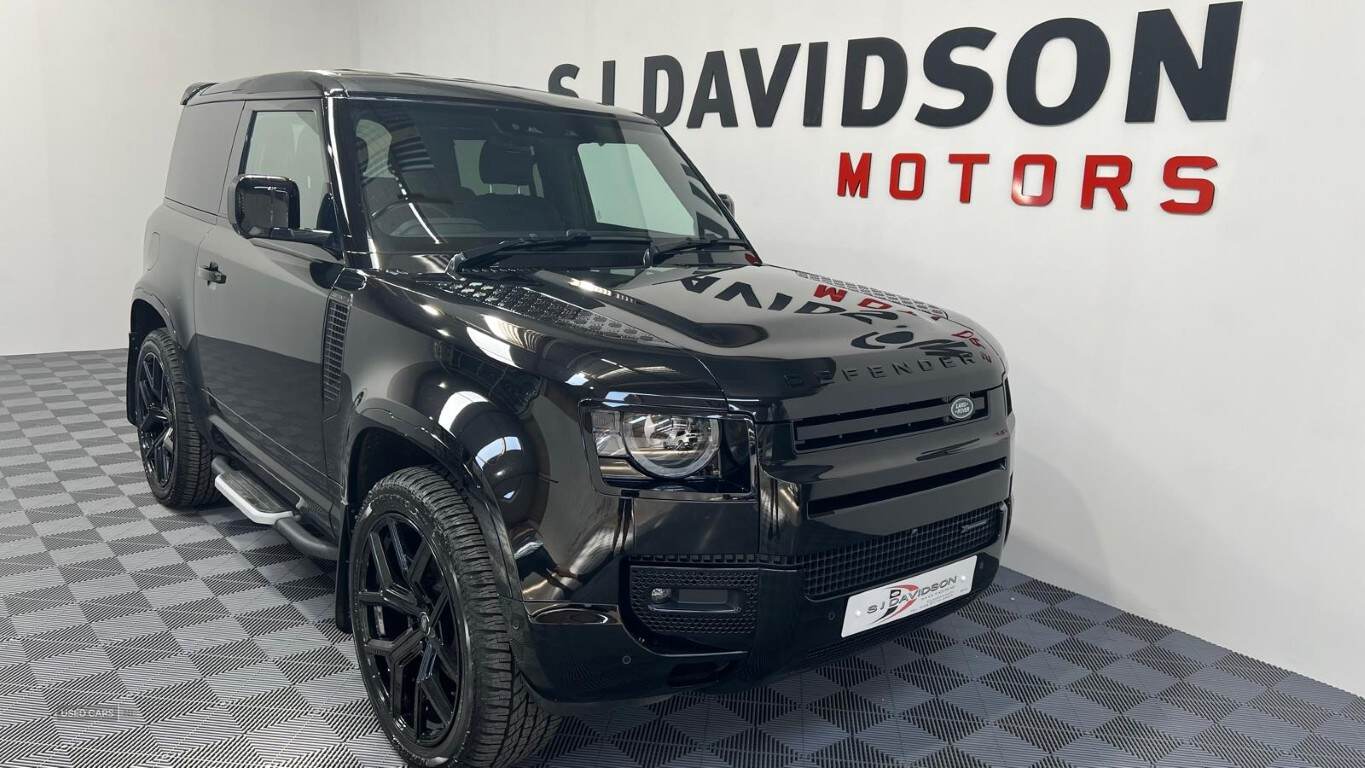 Sep 2022 Land Rover Defender 3.0 D250 X-Dynamic SE 90 3dr Auto