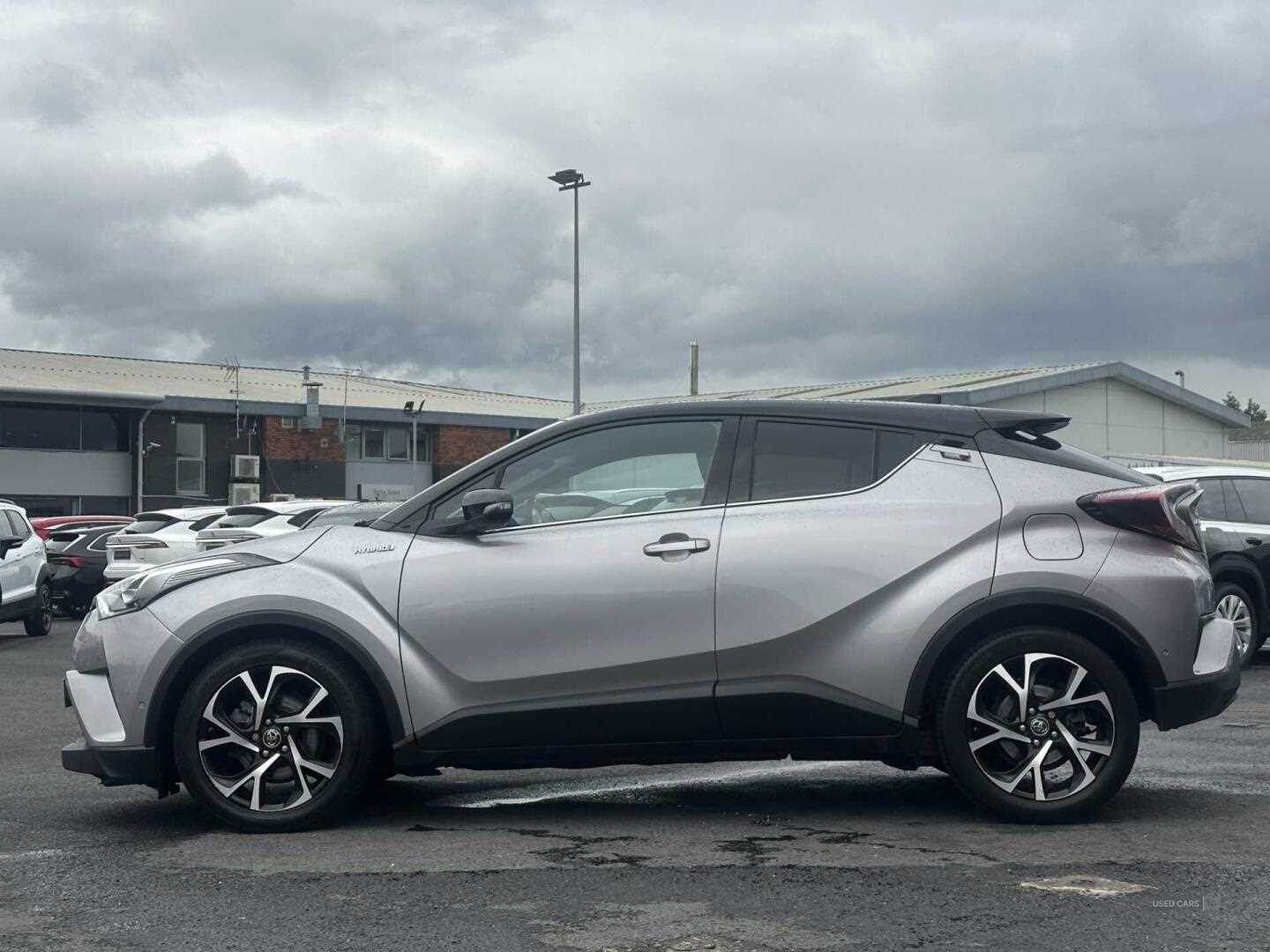 May 2018 Toyota C-HR 1.8 Hybrid Dynamic 5dr CVT
