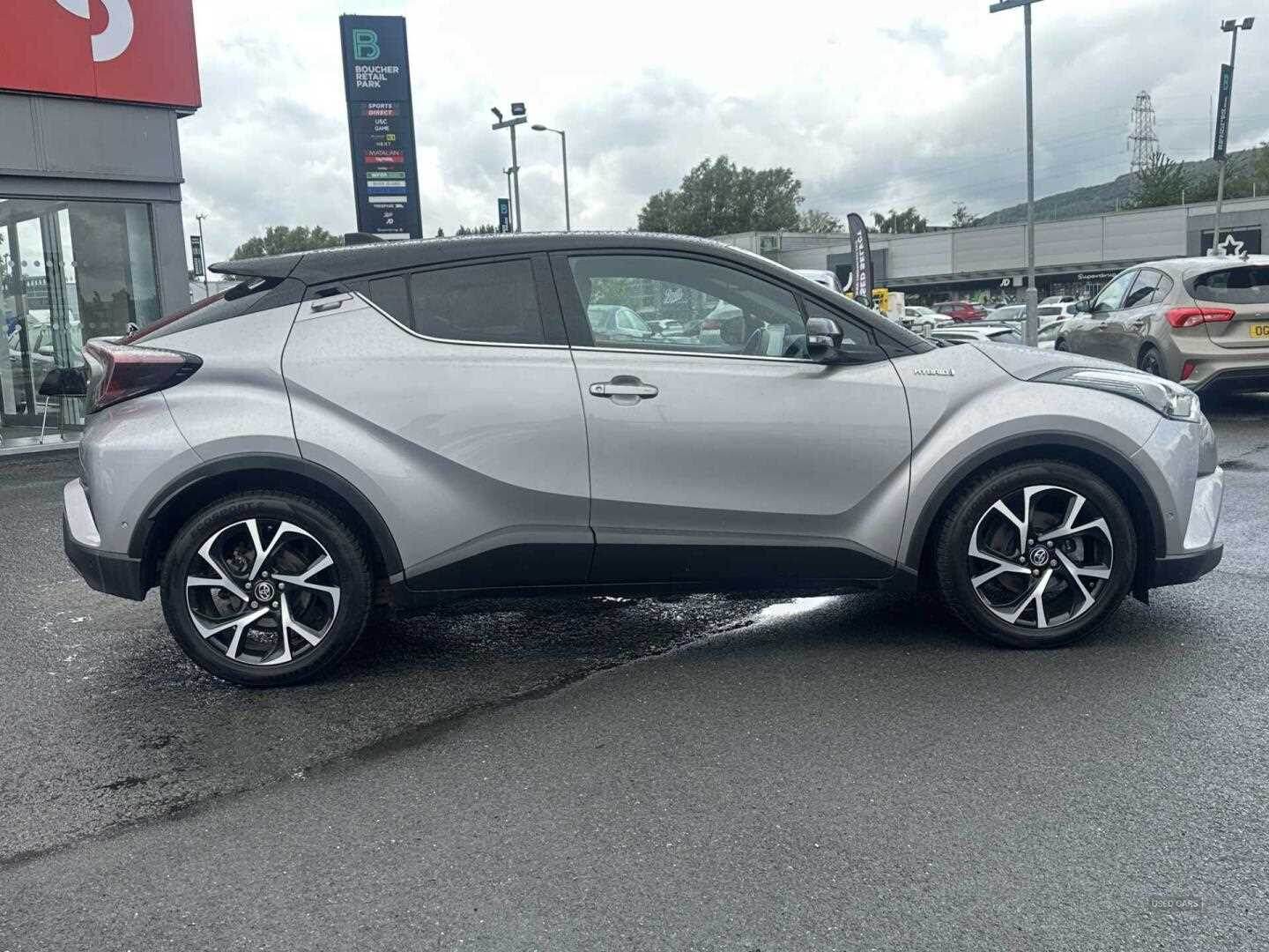May 2018 Toyota C-HR 1.8 Hybrid Dynamic 5dr CVT