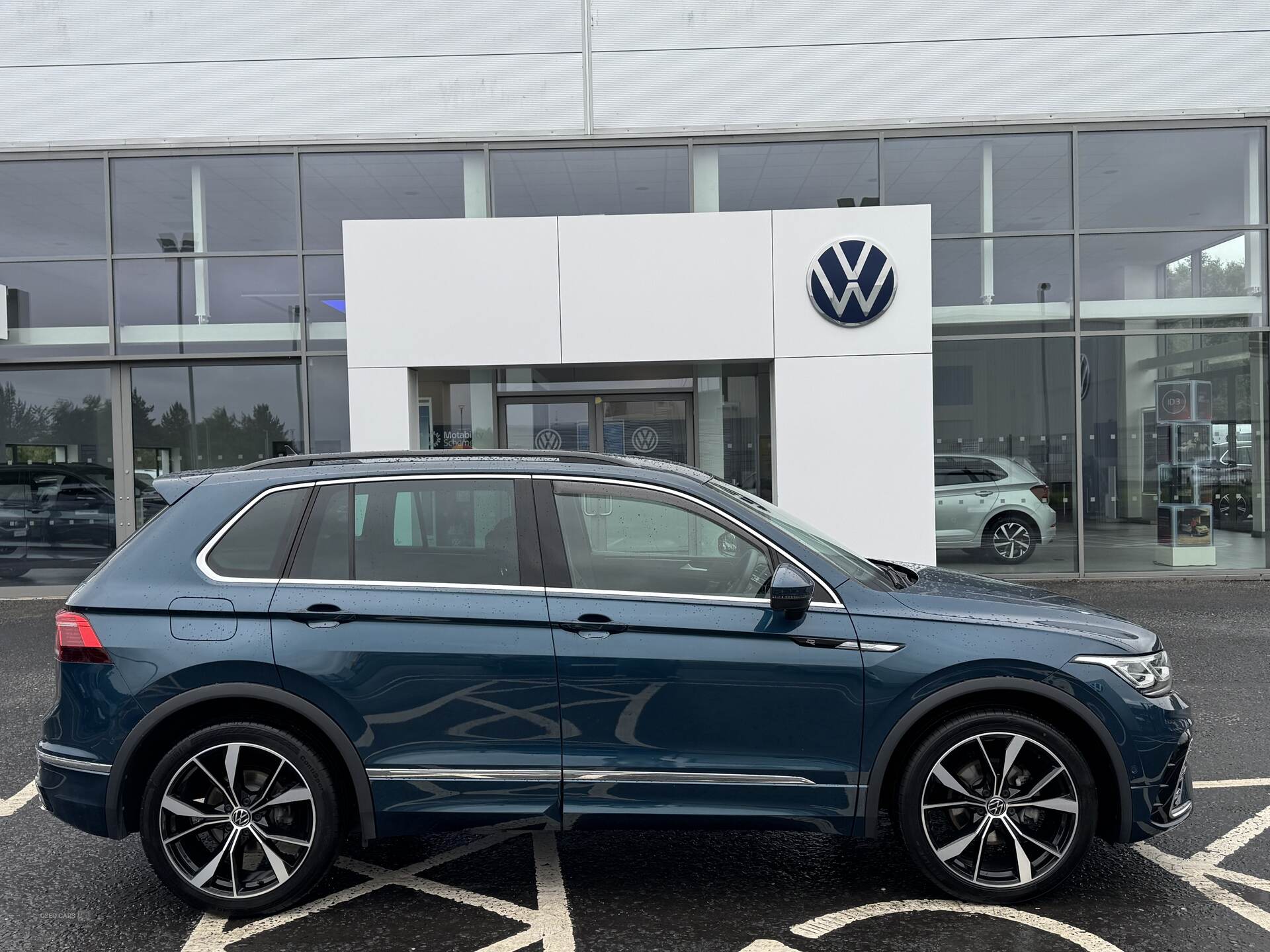 Mar 2023 Volkswagen Tiguan 2.0 TDI R-Line 5dr DSG