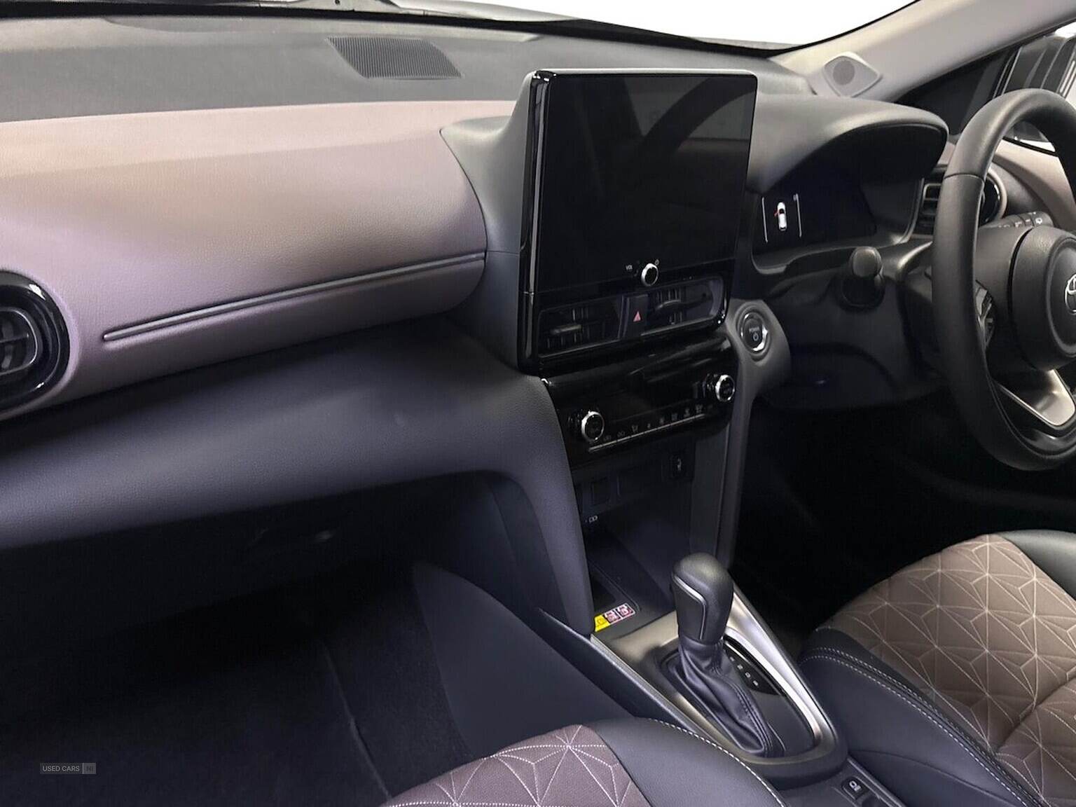 Nov 2024 Toyota Yaris Cross 1.5 Hybrid Excel 5Dr Cvt