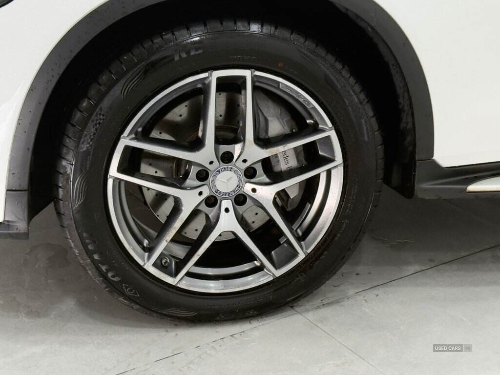 Jul 2016 Mercedes-Benz GLC GLC 220d 4Matic AMG Line Premium 5dr 9G-Tronic