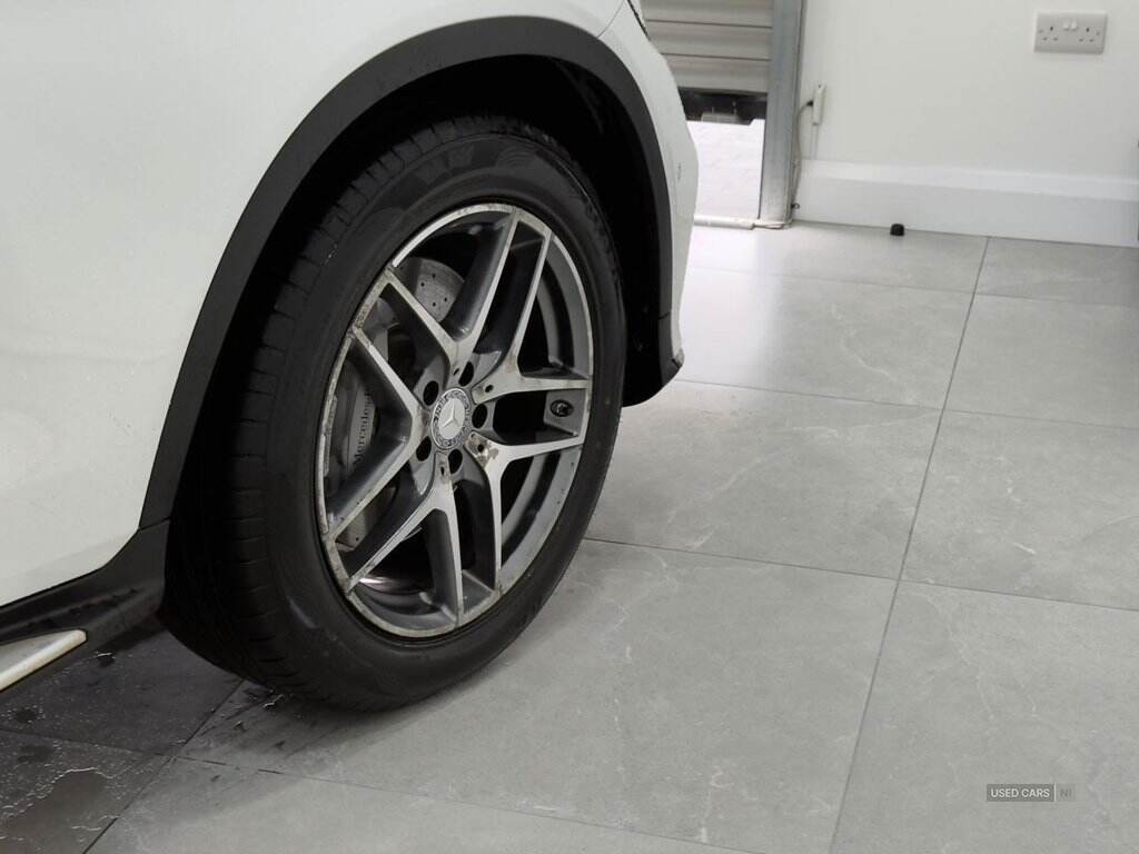Jul 2016 Mercedes-Benz GLC GLC 220d 4Matic AMG Line Premium 5dr 9G-Tronic