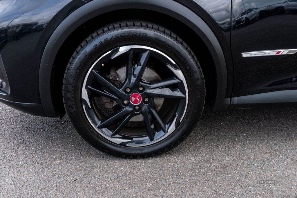 Aug 2018 DS DS 1.5 BlueHDi Performance Line 5dr