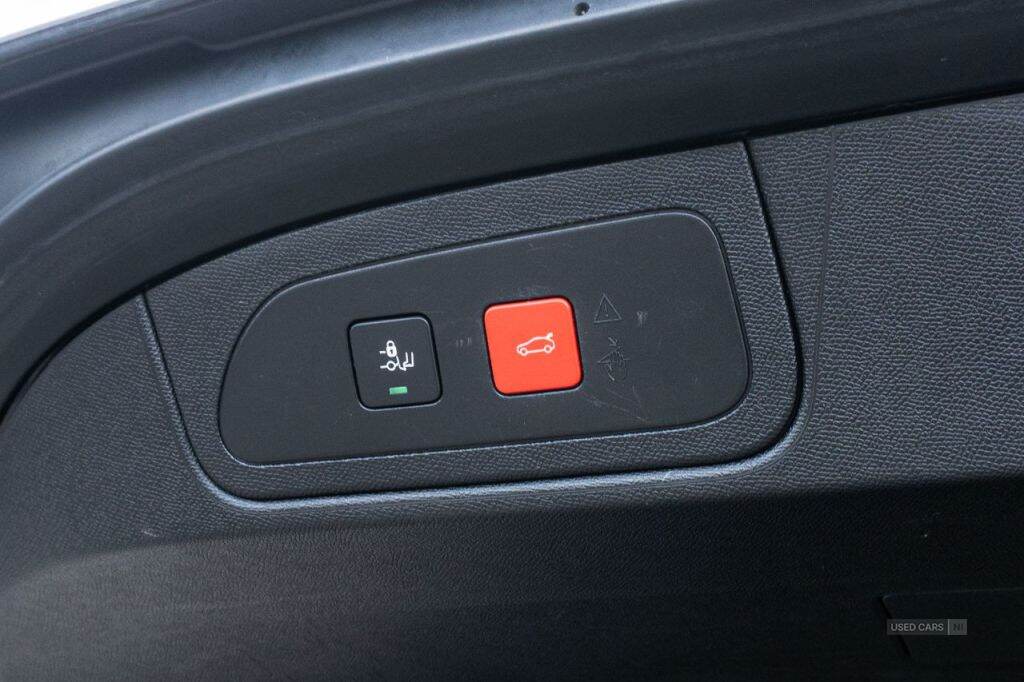Aug 2018 DS DS 1.5 BlueHDi Performance Line 5dr