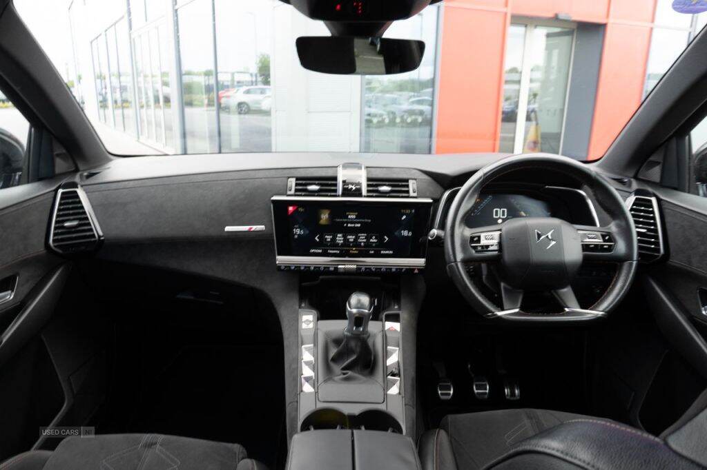 Aug 2018 DS DS 1.5 BlueHDi Performance Line 5dr