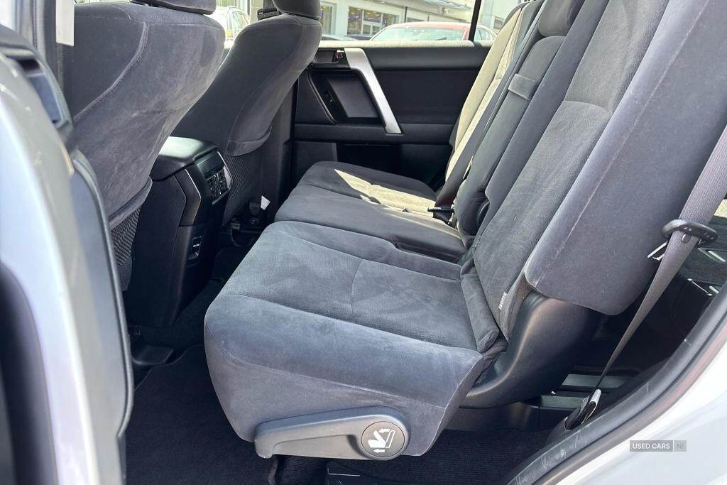 Apr 2018 Toyota Land Cruiser 2.8 D-4D Active 5dr Auto 7 Seats
