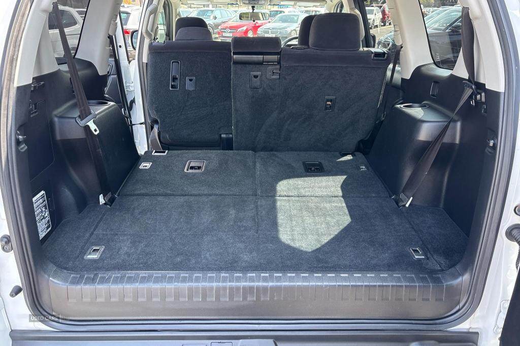 Apr 2018 Toyota Land Cruiser 2.8 D-4D Active 5dr Auto 7 Seats