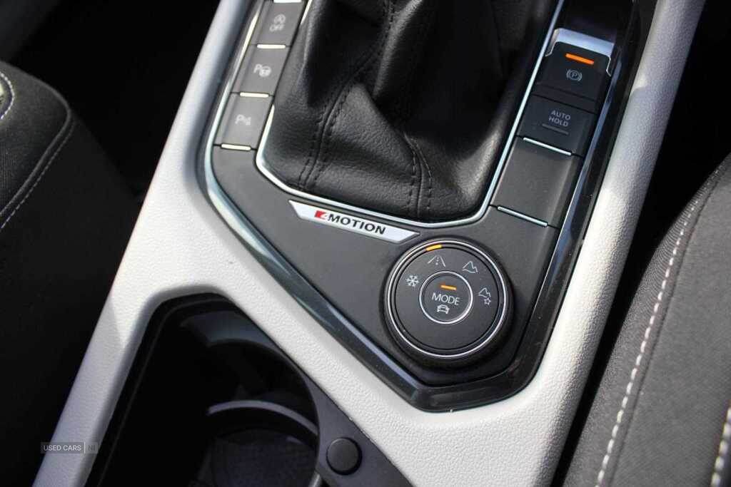 Mar 2021 Volkswagen Tiguan 2.0 TDI 4Motion Elegance 5dr DSG