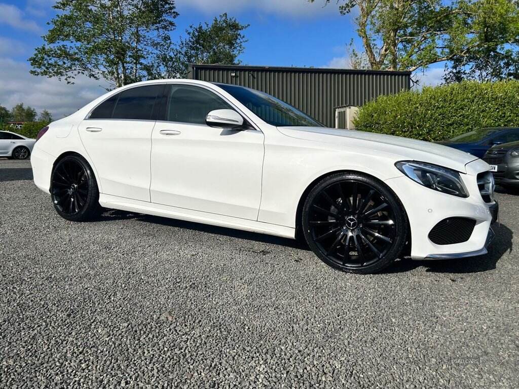 May 2015 Mercedes-Benz C-Class C220 BlueTEC AMG Line Premium 4dr Auto