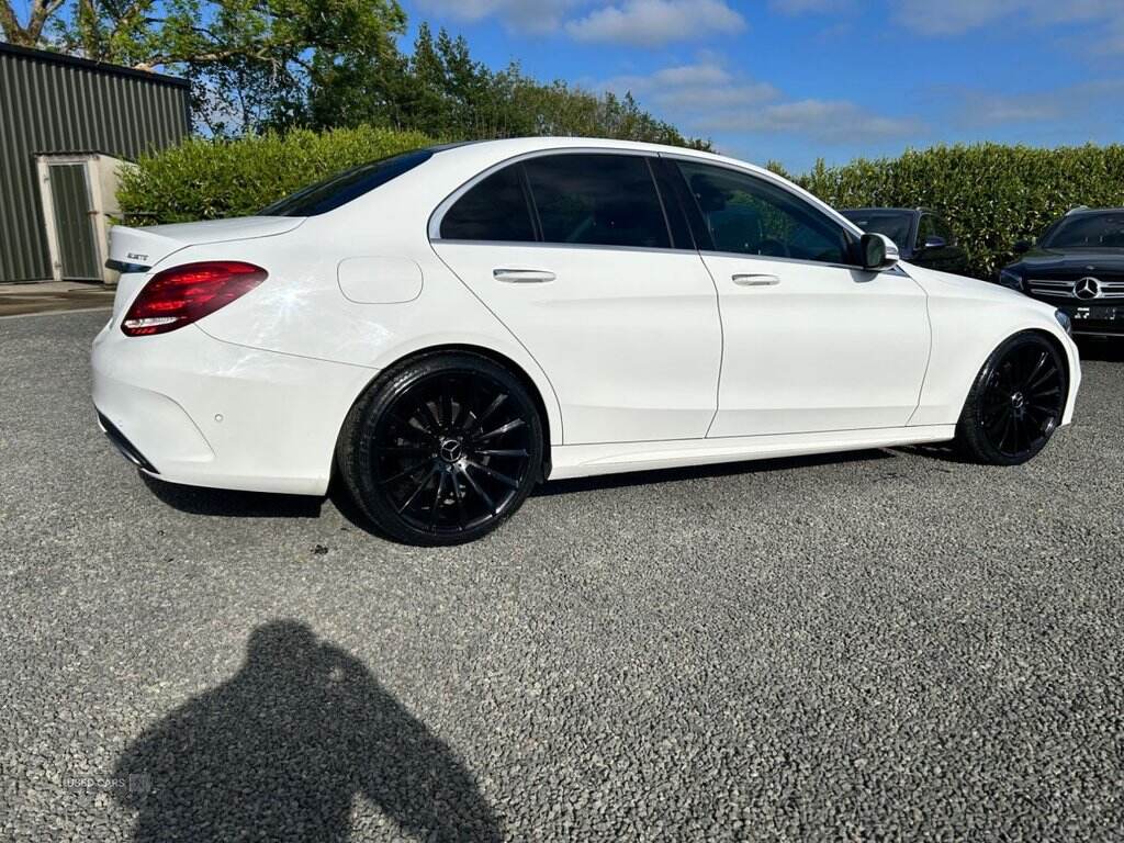 May 2015 Mercedes-Benz C-Class C220 BlueTEC AMG Line Premium 4dr Auto