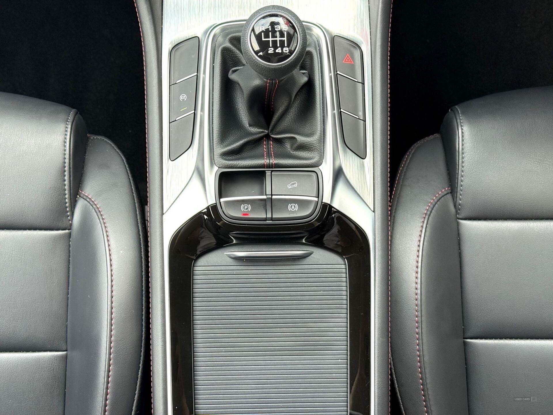  2024 MG MG HS 1.5 T-GDI SE Euro 6 (s/s) 5dr