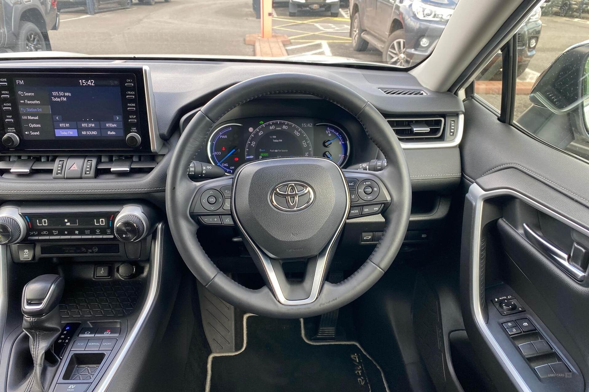  2020 Toyota RAV4 2.5 VVT-h Design CVT Euro 6 (s/s) 5dr