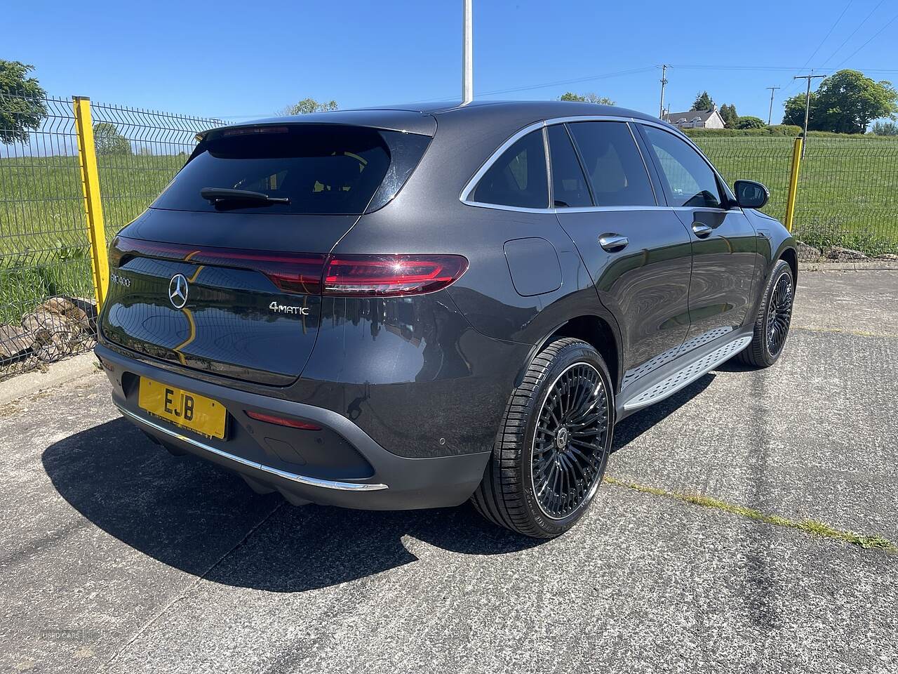 Feb 2022 Mercedes-Benz EQC EQC 400 300kW AMG Line Premium Plus 80kWh 5dr Auto