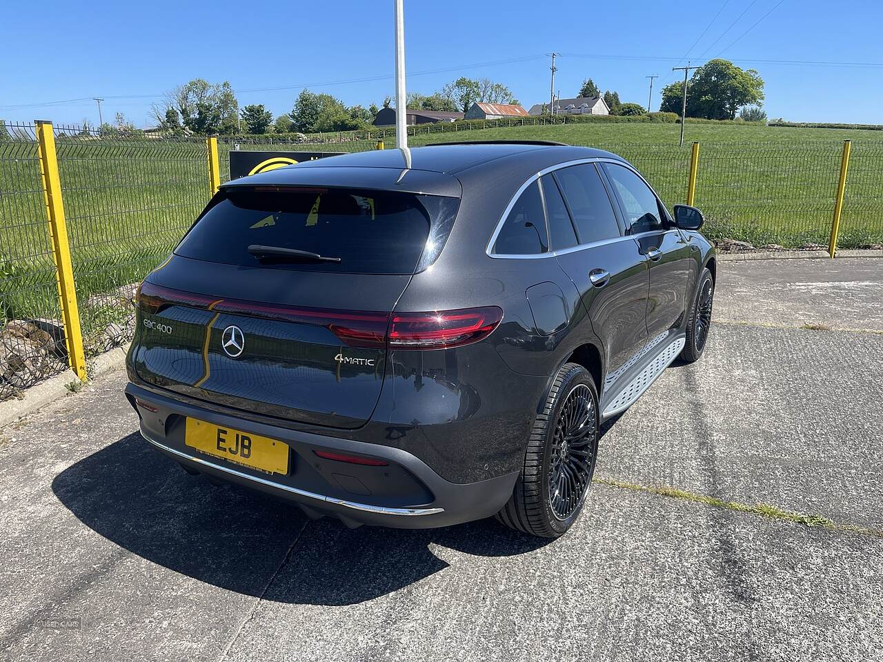 Feb 2022 Mercedes-Benz EQC EQC 400 300kW AMG Line Premium Plus 80kWh 5dr Auto