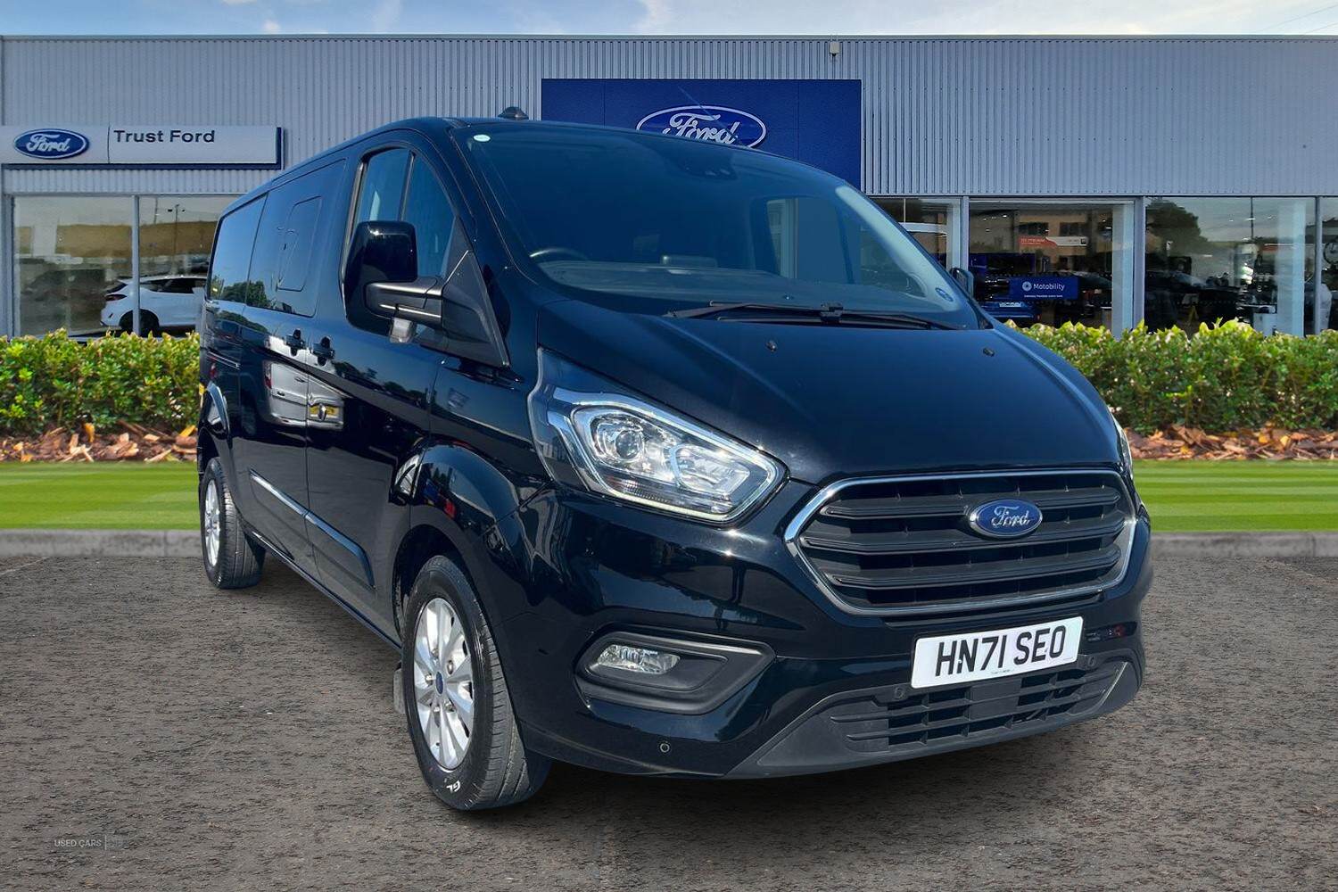 Oct 2021 Ford Transit Custom 2.0 EcoBlue 185ps Low Roof D/Cab Limited Van Auto