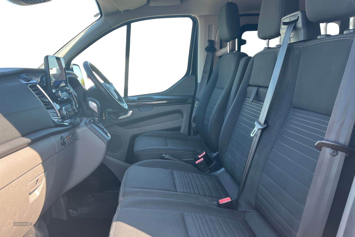 Oct 2021 Ford Transit Custom 2.0 EcoBlue 185ps Low Roof D/Cab Limited Van Auto