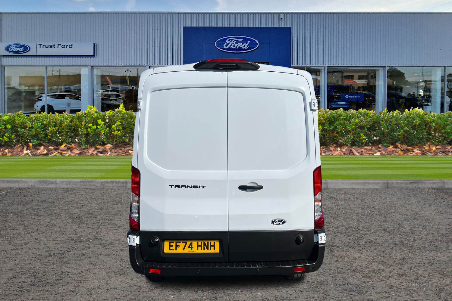 Nov 2024 Ford Transit 2.0 EcoBlue 165ps H2 Leader Van [DAP]
