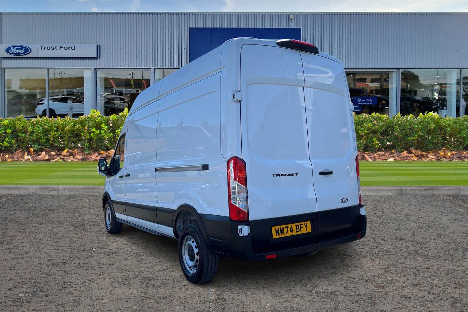 Nov 2024 Ford Transit 2.0 EcoBlue 130ps H3 Leader Van [DAP]