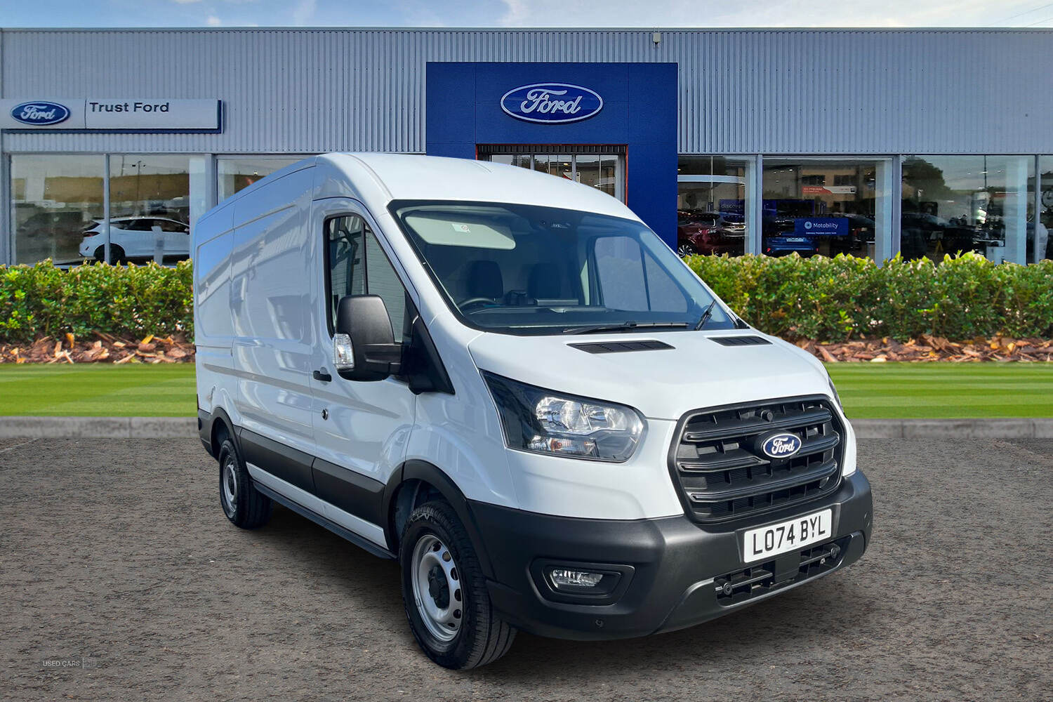 Nov 2024 Ford Transit 2.0 EcoBlue 165ps H2 Leader Van [DAP]