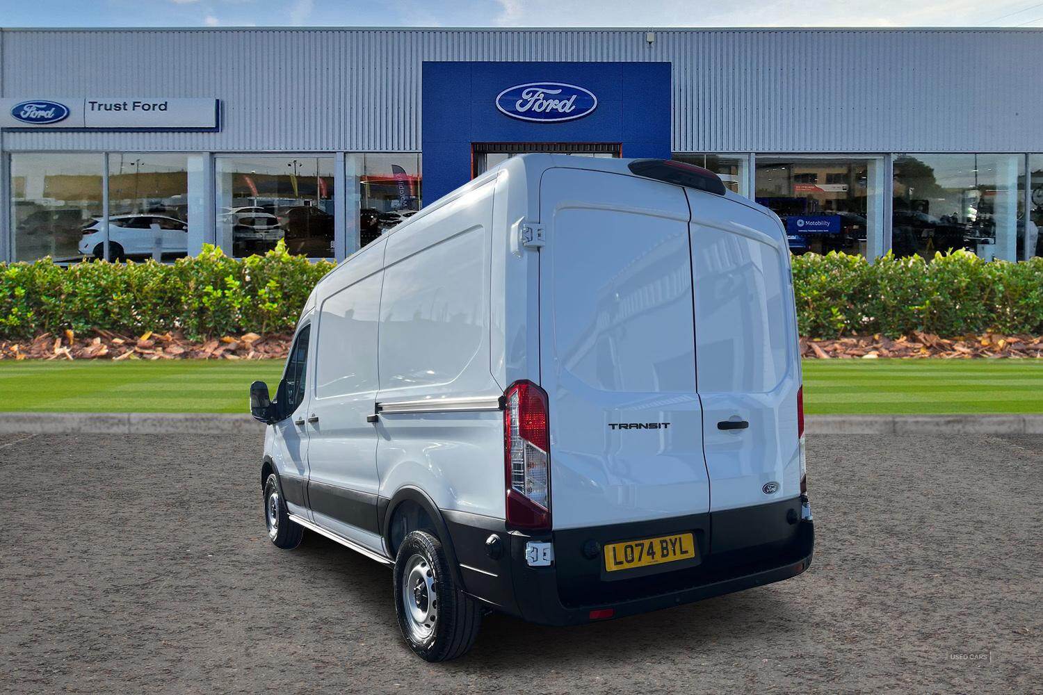 Nov 2024 Ford Transit 2.0 EcoBlue 165ps H2 Leader Van [DAP]