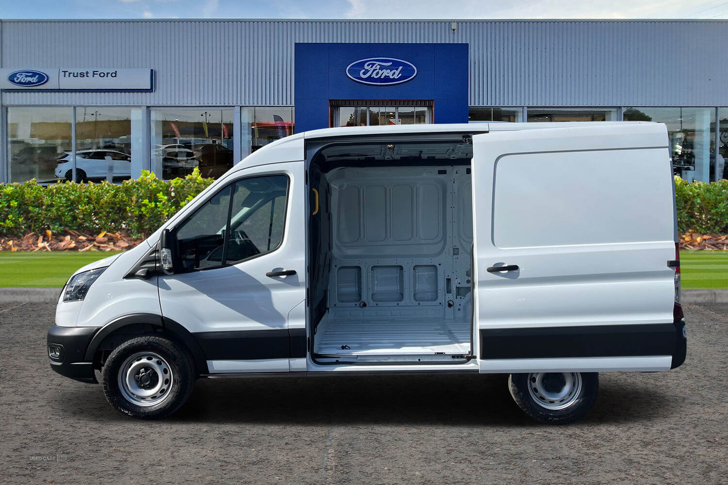 Nov 2024 Ford Transit 2.0 EcoBlue 165ps H2 Leader Van [DAP]