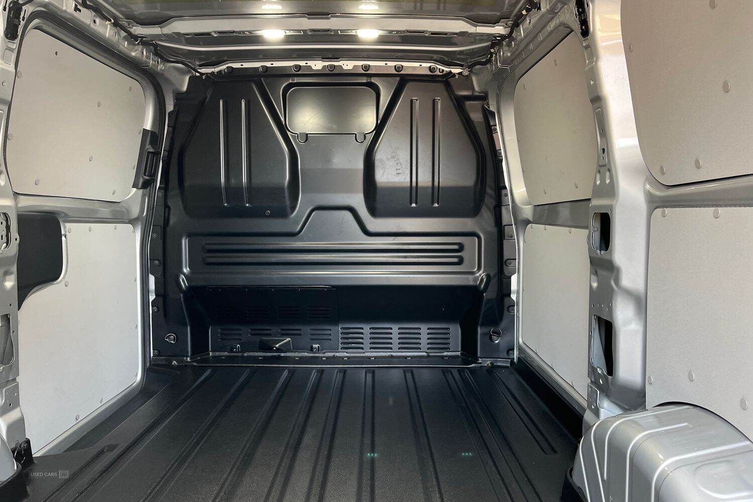 Sep 2024 Ford Transit Custom 2.0 EcoBlue 136ps H1 Van Limited Auto