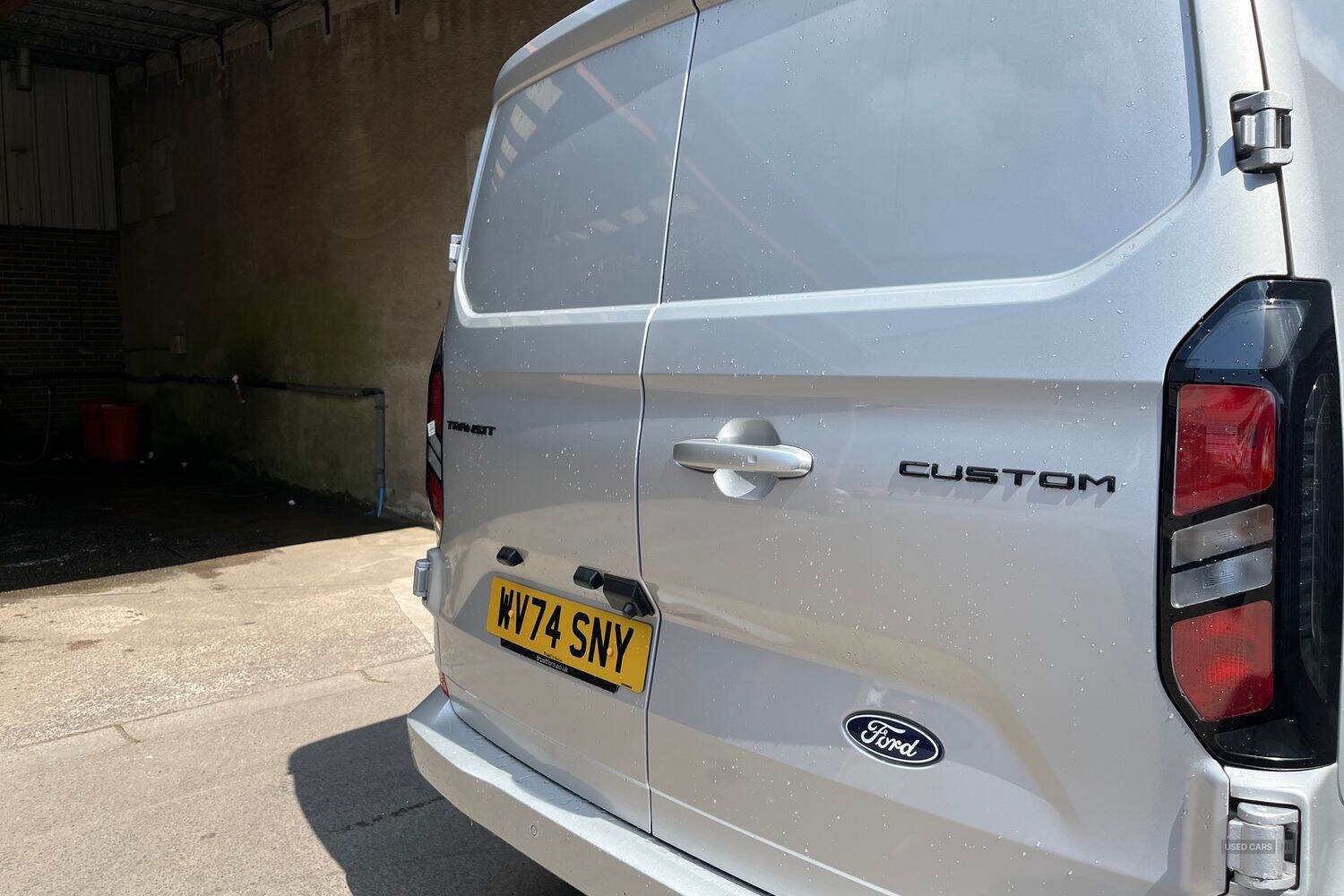 Sep 2024 Ford Transit Custom 2.0 EcoBlue 136ps H1 Van Limited Auto