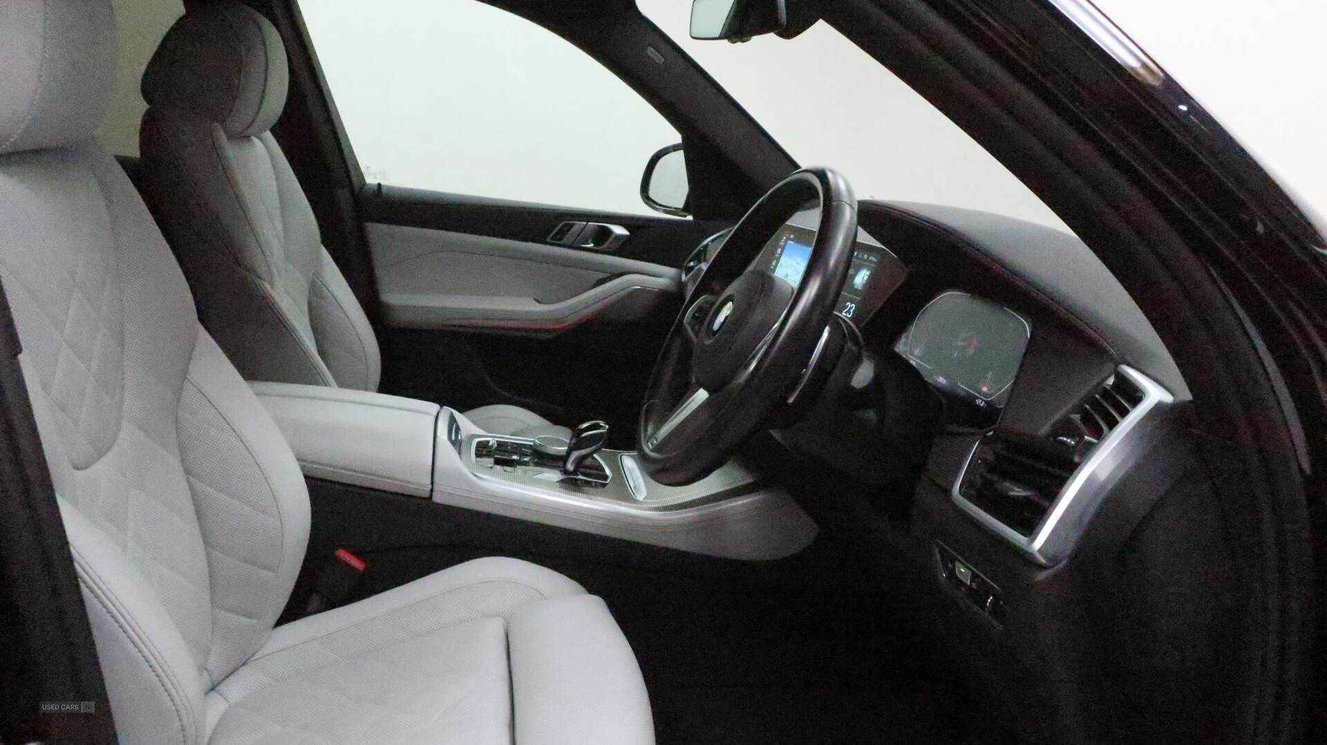 Dec 2022 BMW X5 xDrive30d MHT M Sport 5dr Auto