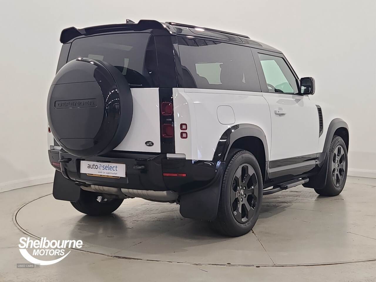 Mar 2023 Land Rover Defender 3.0 D250 X-Dynamic SE 90 3dr Auto