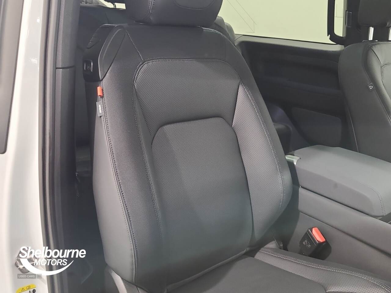 Mar 2023 Land Rover Defender 3.0 D250 X-Dynamic SE 90 3dr Auto