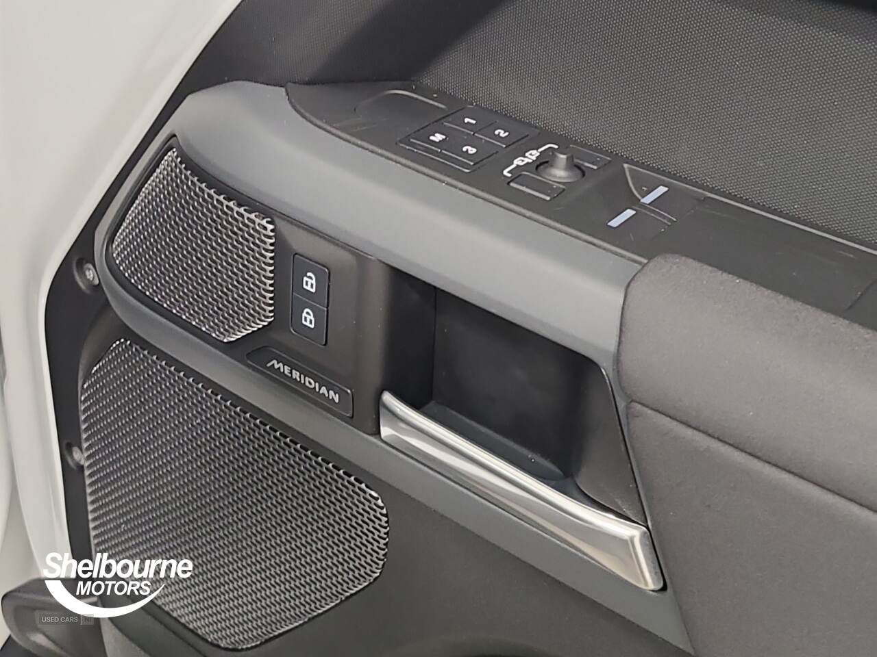 Mar 2023 Land Rover Defender 3.0 D250 X-Dynamic SE 90 3dr Auto