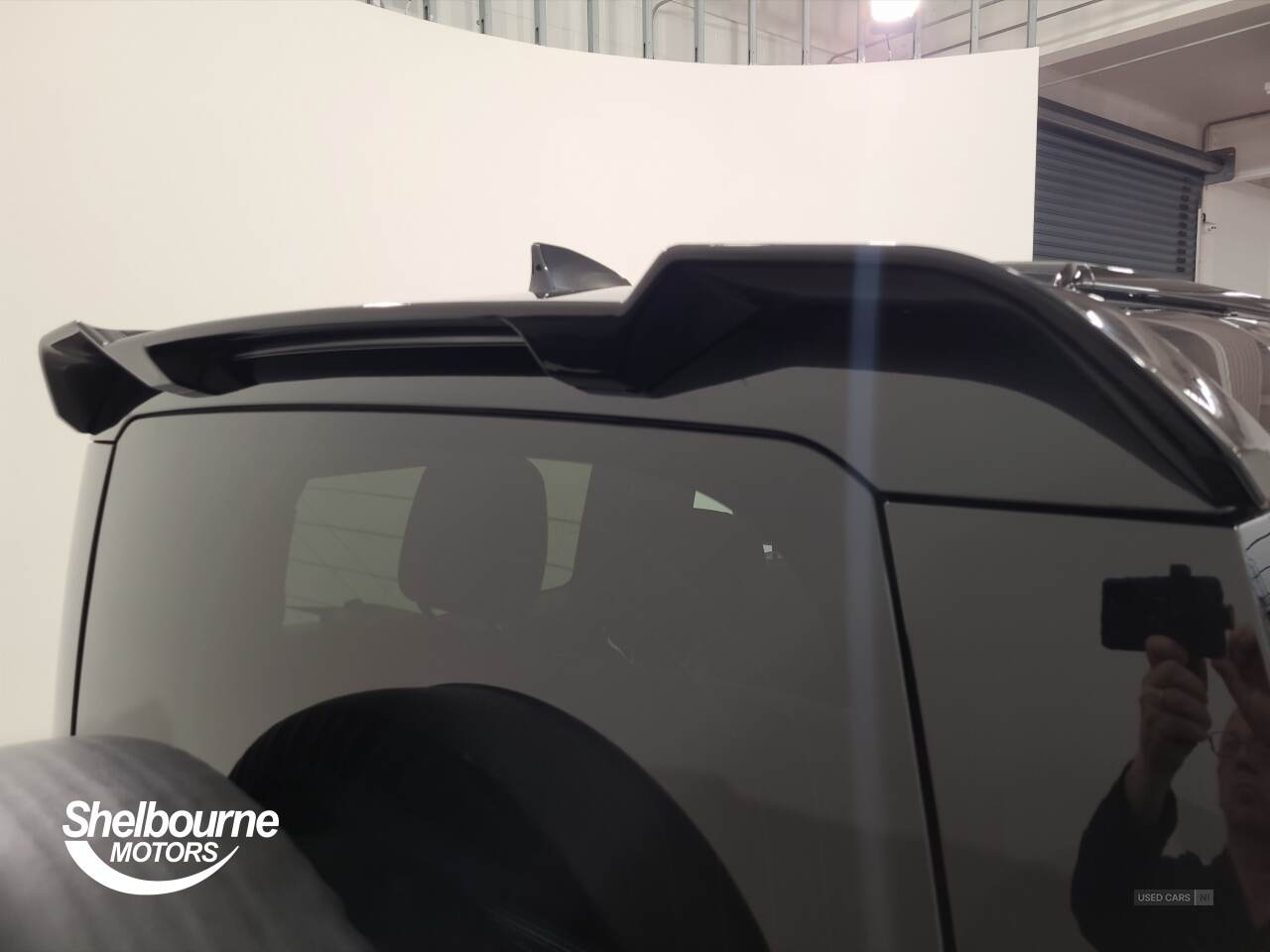 Mar 2023 Land Rover Defender 3.0 D250 X-Dynamic SE 90 3dr Auto