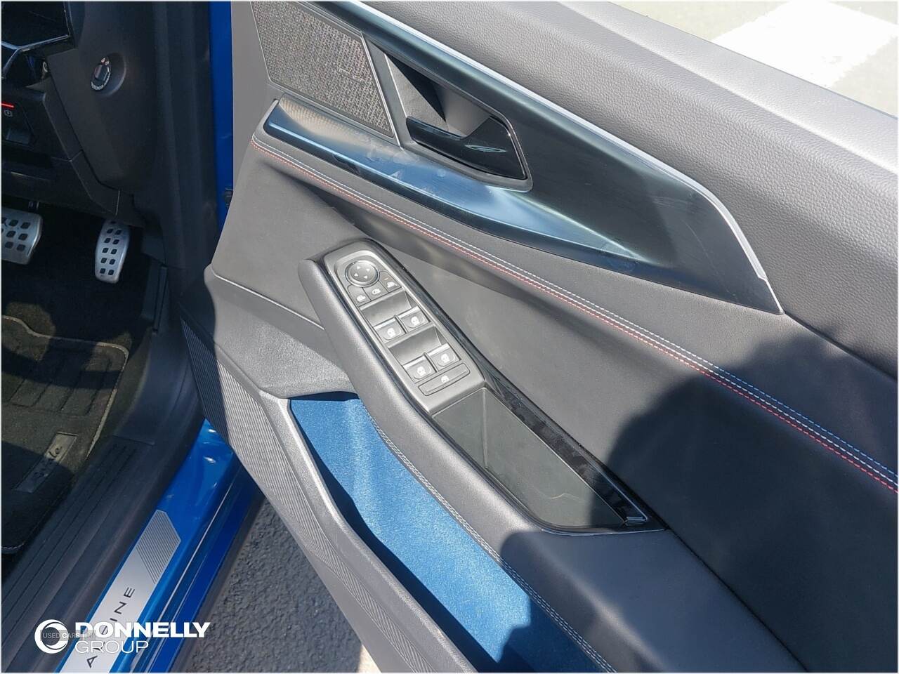 May 2024 Renault Rafale E-Tech FHEV Iconic Esprit Alpine 5dr Auto 4C