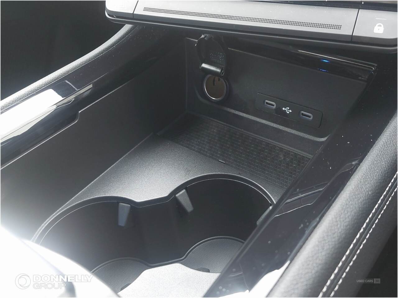 May 2024 Renault Rafale E-Tech FHEV Iconic Esprit Alpine 5dr Auto 4C