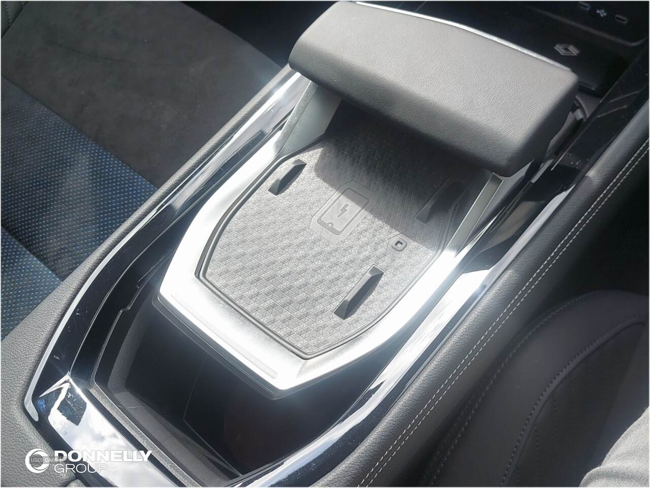 May 2024 Renault Rafale E-Tech FHEV Iconic Esprit Alpine 5dr Auto 4C