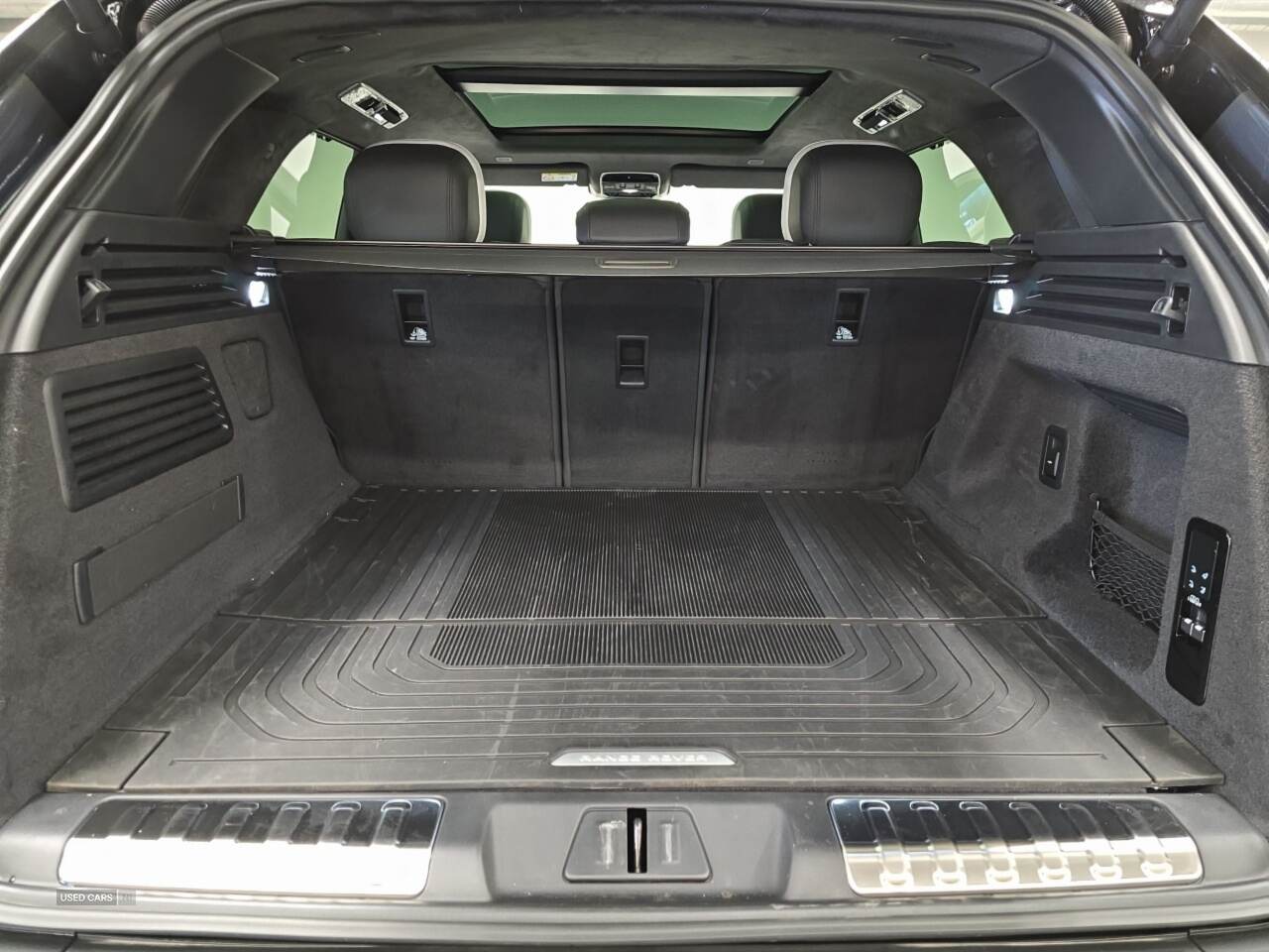 Oct 2024 Land Rover Range Rover Sport 3.0 P460e Autobiography 5dr Auto