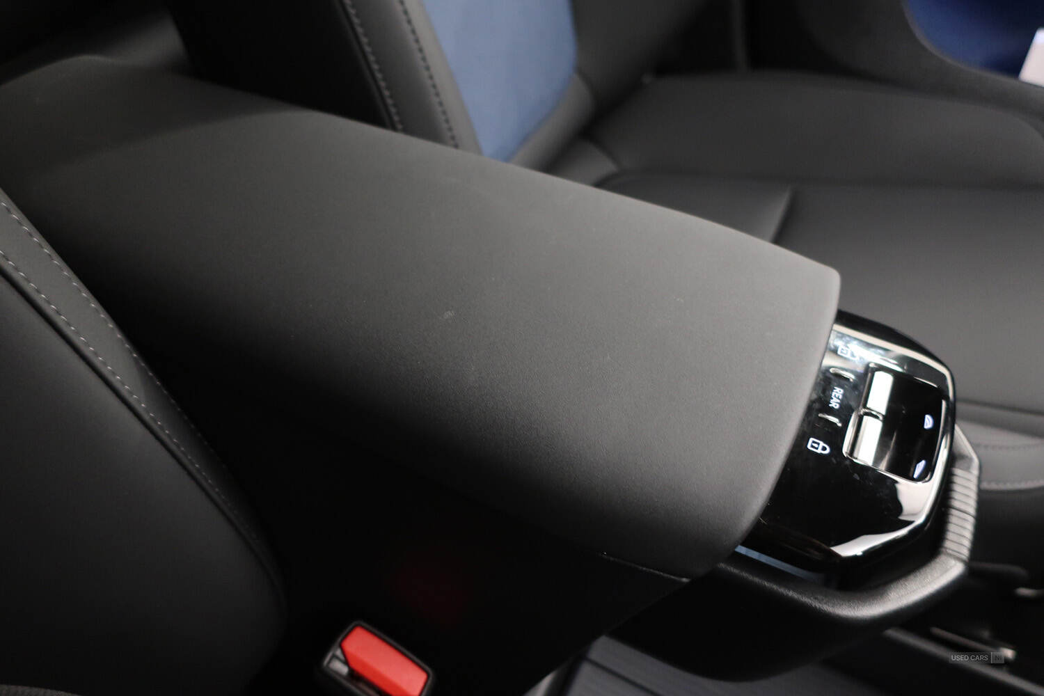 Mar 2024 Volvo EX30 200kW SM Extended Range Plus 69kWh 5dr Auto