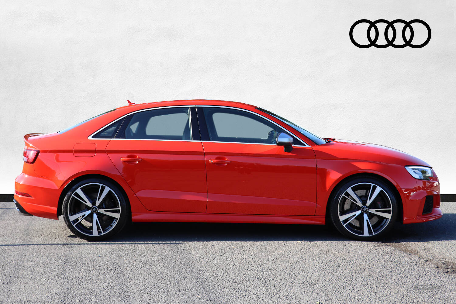 Jan 2018 Audi RS3 2.5 TFSI RS 3 Quattro 4dr S Tronic