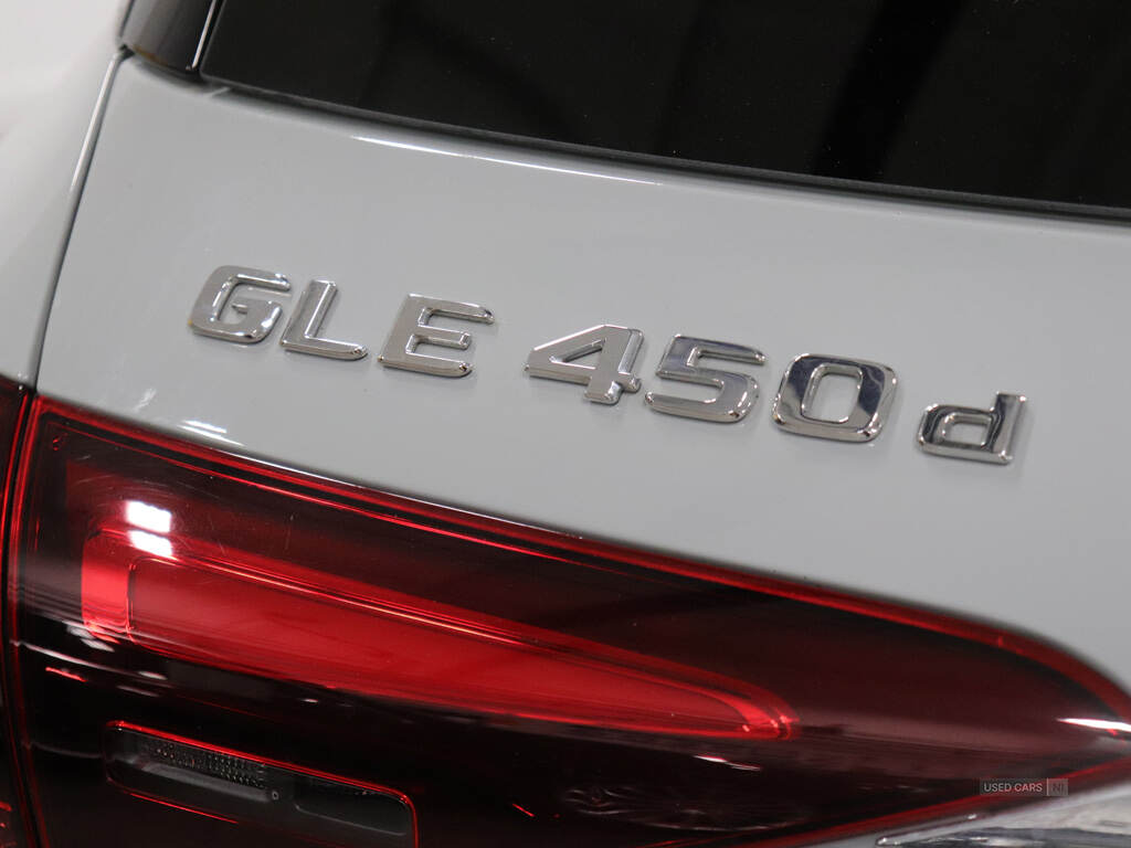 Mar 2024 Mercedes-Benz GLE GLE 450d 4Matic AMG Line Prem 5dr 9G-Tronic [7 St]