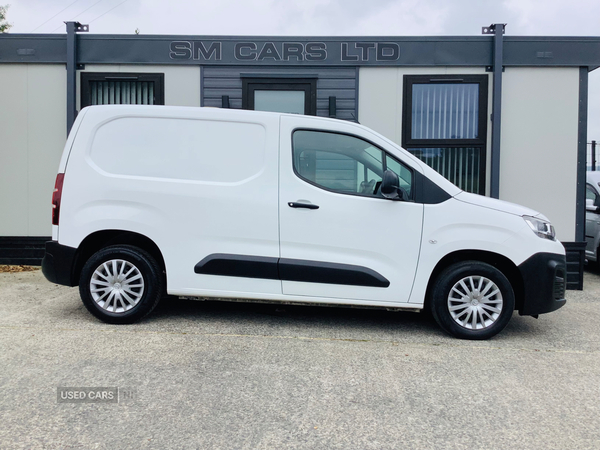 Citroen Berlingo M DIESEL in Down