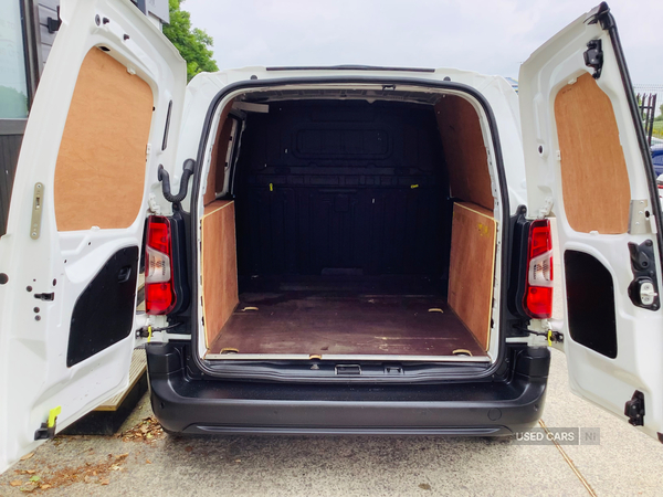 Citroen Berlingo M DIESEL in Down